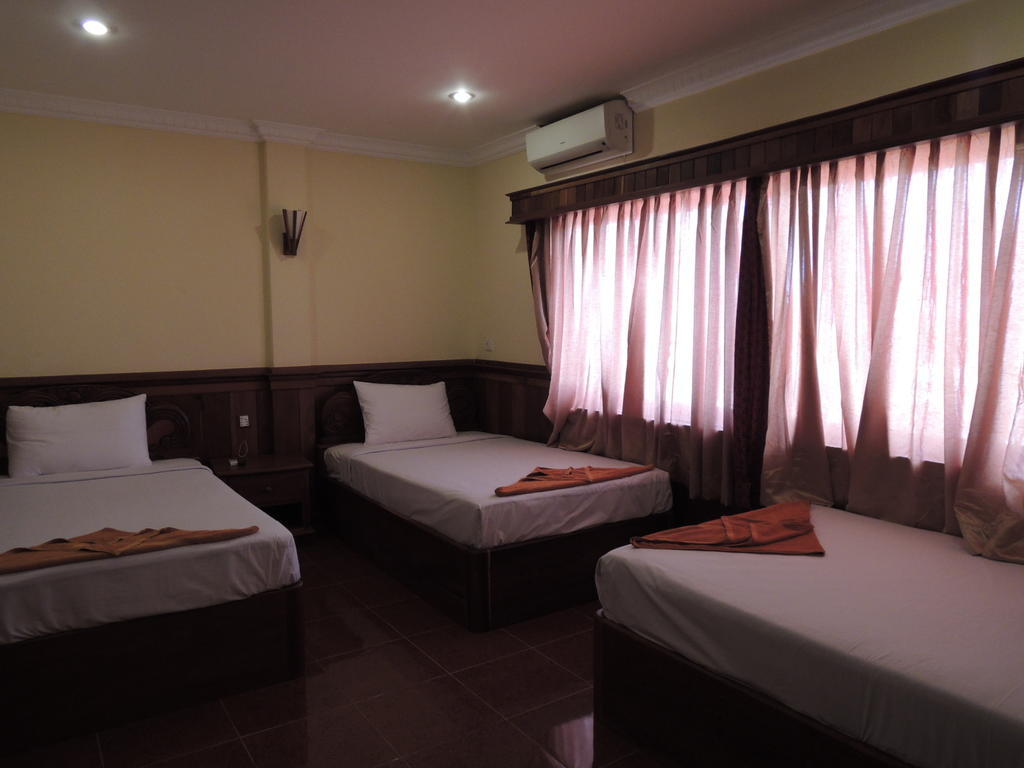 Banan Hotel Battambang Room photo