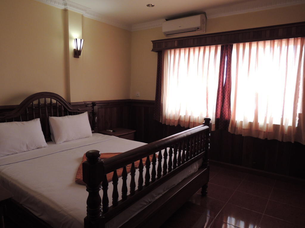 Banan Hotel Battambang Room photo